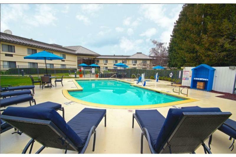 Holiday Inn Express Walnut Creek By Ihg Εξωτερικό φωτογραφία