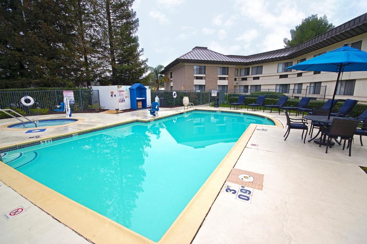 Holiday Inn Express Walnut Creek By Ihg Εξωτερικό φωτογραφία